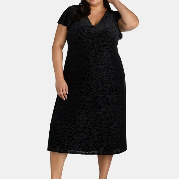 Terra & Sky Dresses & Skirts - Velvet Women's Midi Dress from Terra and Sky Size 1X